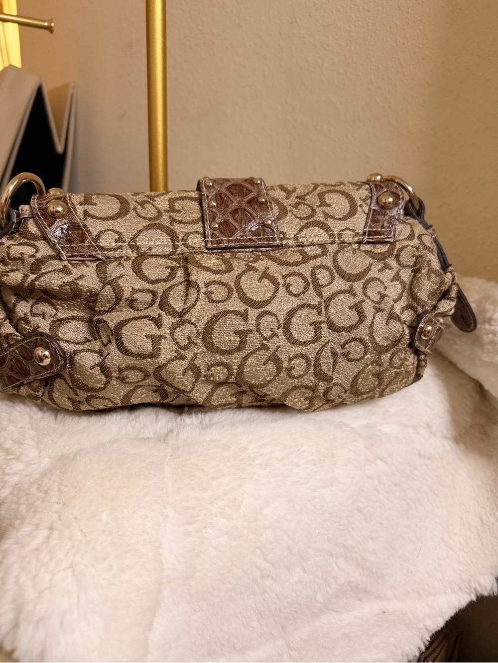 Guess Vintage Y2K Logo Shoulder Bag with Croc-Trim & Studs - Picture 8 of 11